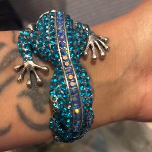 Vintage Elegant Silver and Blue Crystal Cuff Bracelet